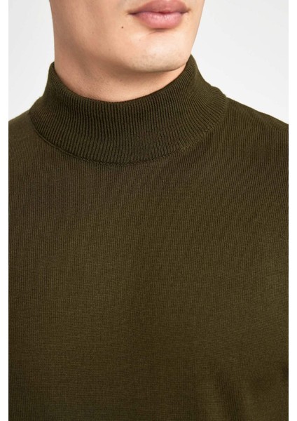 Erkek Yeşil Slim Fit Dar Kesim Basic Düz Akrilik Kazak B7851AXNS