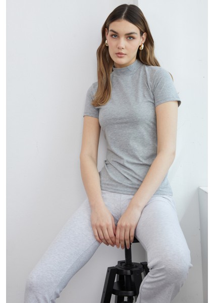 Balıkçı Yaka Kısa Kol Kadın Body T-Shirt 2046
