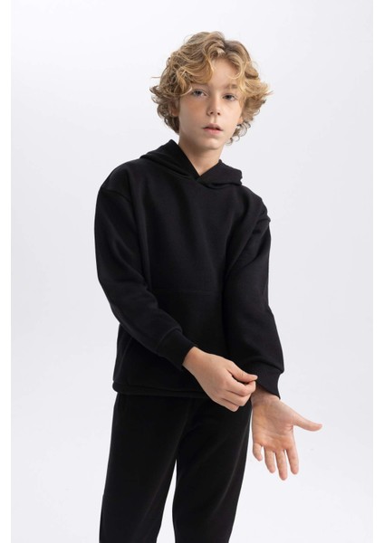 Erkek Çocuk Siyah Regular Fit Düz Kesim Basic Düz Kapüşonlu Sweatshirt B7773A8NS