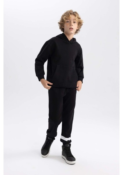 Erkek Çocuk Siyah Regular Fit Düz Kesim Basic Düz Kapüşonlu Sweatshirt B7773A8NS