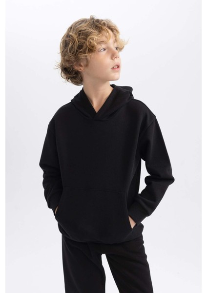 Erkek Çocuk Siyah Regular Fit Düz Kesim Basic Düz Kapüşonlu Sweatshirt B7773A8NS