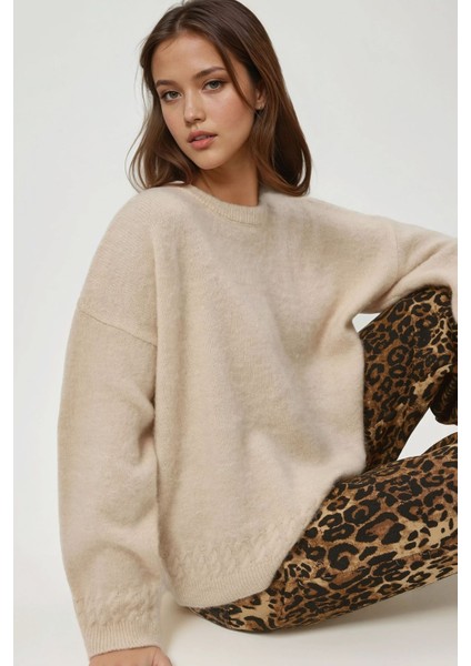 Kadın Örgü Detaylı Yumuşak Dokulu Bisiklet Yaka Triko Kazak Krem Doğal fırsatları