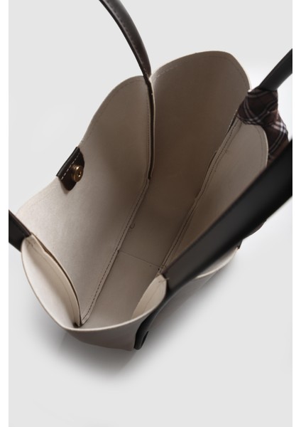 Kadın Golden Fularlı Makyaj Çantalı Omuz Çantası Krem fırsatları