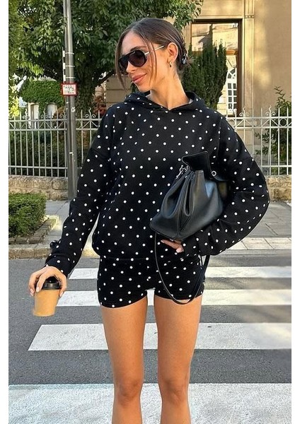Siyah Puantiyeli Kapüşonlu Kadın Sweatshirt MG2560 indirimleri