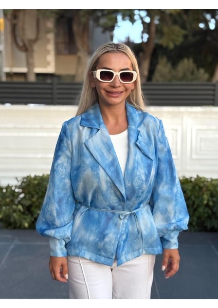Mavi Beyaz Desenli Balon Kol Ip Bağlama Detaylı Gömlek modelleri