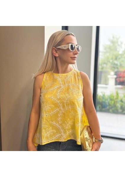 Işlemeli Sarı Rahat Kalıp Kadın Bluz fiyatları