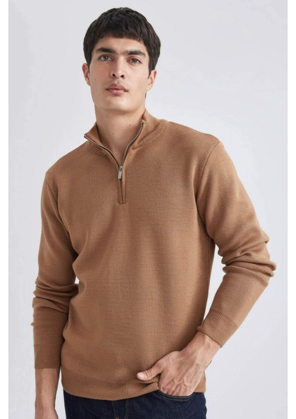 Standart Fit Normal Kesim Dik Yaka Yarım Fermuarlı Basic Düz Triko Kazak A5184AX24AU