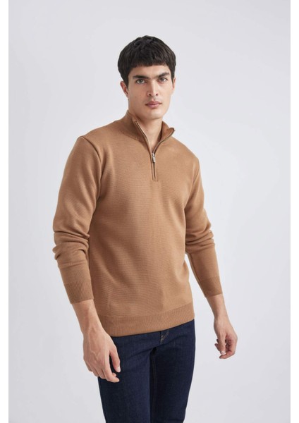 Standart Fit Normal Kesim Dik Yaka Yarım Fermuarlı Basic Düz Triko Kazak A5184AX24AU