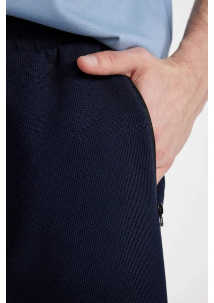 Regular Fit Düz Paça Cepli Basic Düz Şort B8792AX24SM