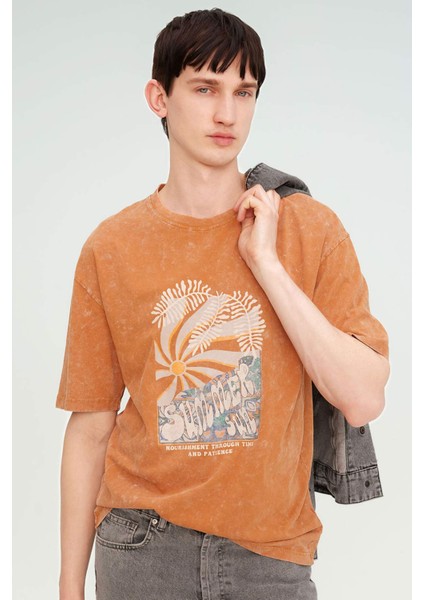 Comfort Fit Bisiklet Yaka Baskılı Yıkamalı Soluk Efektli Kısa Kollu Tişört B8493AX24SM