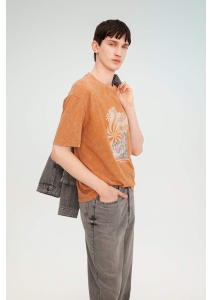 Comfort Fit Bisiklet Yaka Baskılı Yıkamalı Soluk Efektli Kısa Kollu Tişört B8493AX24SM