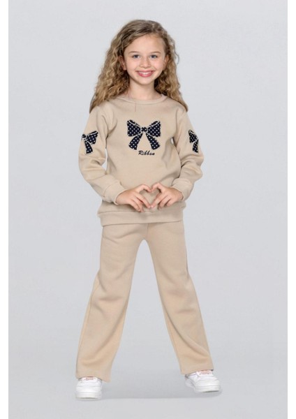 Kışlık Kız Çocuk Üç Iplik Takım – Nakışlı Fiyonklu,puantiyeli Şık ve Konforlu Takım