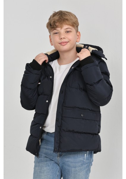 Kışlık Yoğun Şişme Elyaf Dolum Kapüşonlu Kalın Su Geçirmez Erkek Çocuk Mont