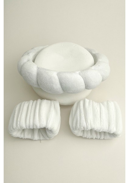 Havlu Kumaş Burgulu Bombeli Spa ve Makyaj Kadın Taç ve 2 Adet Bileklik Seti fiyatları