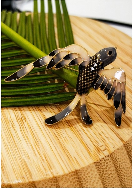 Kıllangıç Kuş Figürlü Broş