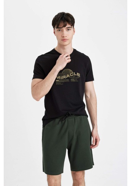 Regular Fit Düz Paça Cepli Basic Düz Şort B8792AX24SM