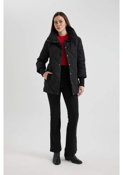 Su İtici Uzun Şişme Mont Dik Yaka Kapitoneli Çıtçıtlı Cepli Hafif C0489AX24SP