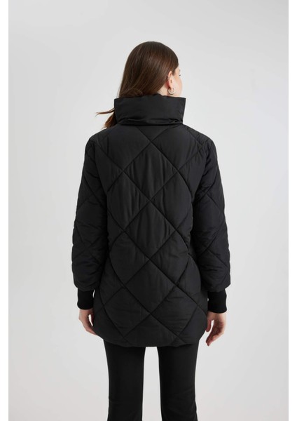 Su İtici Uzun Şişme Mont Dik Yaka Kapitoneli Çıtçıtlı Cepli Hafif C0489AX24SP