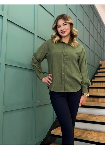 Kadın Önden Düğmeli Uzun Kollu Gömlek