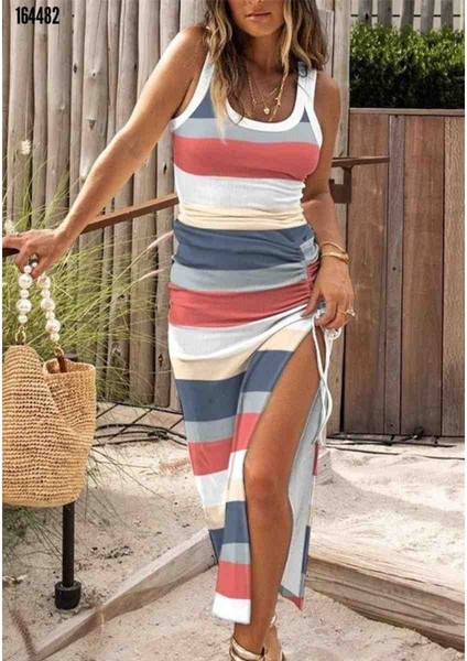 Kadın Kolsuz Şerit Desenli Büzgü Yırtmaçlı Pegasus Kumaş Elbise, Kırmızı Gül Figürlü Kolye Hediye modelleri