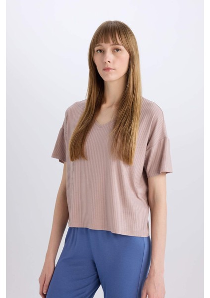 Regular Fit V Yaka Casual Kısa Kollu Pijama Üstü-Fall in Love B6181AX24SP