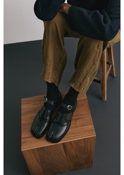 Loafer 2507 - Parmak Arası Çapraz Siyah Kadın Loafer