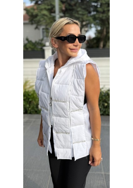 Fermuarlı Taş Detaylı Kısa Kollu Beyaz Kadın Ceket fiyatları