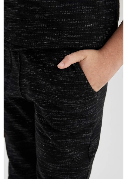 Erkek Çocuk Beli Bağcıklı Lastikli Paça Cepli Jogger Eşofman Altı B8915A823CW