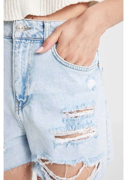 Mom Fit Yüksek Bel Paça Ucu Kesik Jean Şort C0680AX24HS