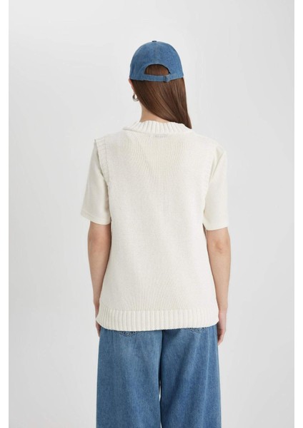 Regular Fit V Yaka Triko Süveter B8371AX24SP