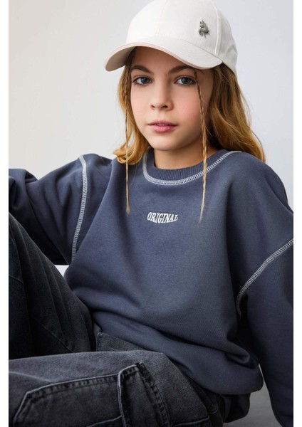 Kız Çocuk Oversize Geniş Kalıp Bisiklet Yaka Baskılı Sweatshirt C0103A824SP