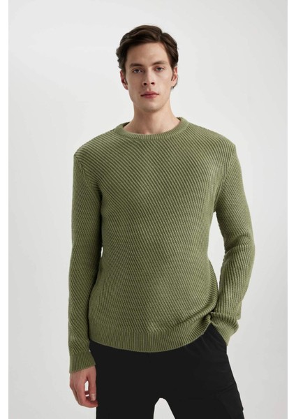 Standart Fit Normal Kesim Bisiklet Yaka Triko Kazak C0048AX24AU