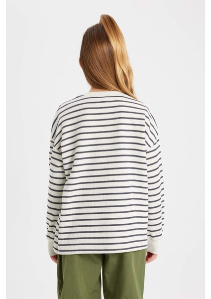 Kız Çocuk Relax Fit Bisiklet Yaka Çizgili Sweatshirt B7378A824SP