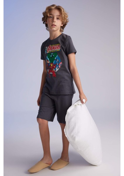 Erkek Çocuk Marvel Avengers Pijama Takımı Kısa Kollu Üst Şort C0992A824SP