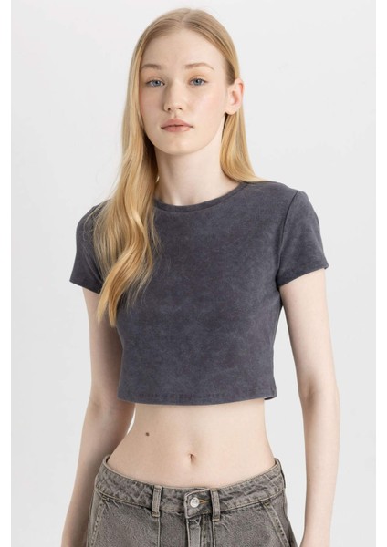 Coool Fitted Yıkamalı Soluk Efektli Basic Düz Kısa Kollu Tişört