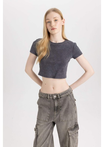 Coool Fitted Yıkamalı Soluk Efektli Basic Düz Kısa Kollu Tişört