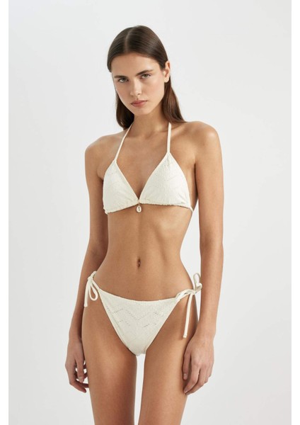 Regular Fit Nakışlı Bikini Altı-Fall in Love B6895AX24SM