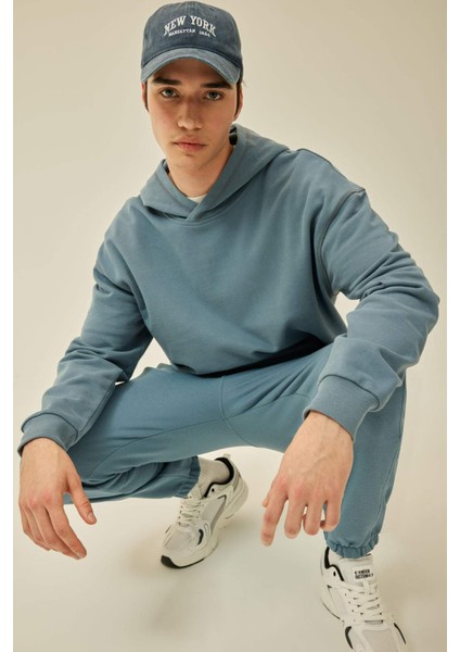 Comfort Regular Fit Rahat Kalıp Kapüşonlu Kanguru Cepli Basic Düz Sweatshirt B4446AX24SP