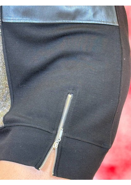 Tunik Siyah Deri Detaylı Taş Işlemeli Triko Tunik Uzun Kollu, Yuvarlak Yaka, Fermuar Detaylı indirimleri