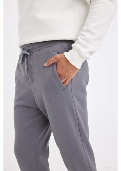 Jogger Eşofman Altı Standart Fit Basic Düz Beli Bağcıklı Lastikli Paça Cepli