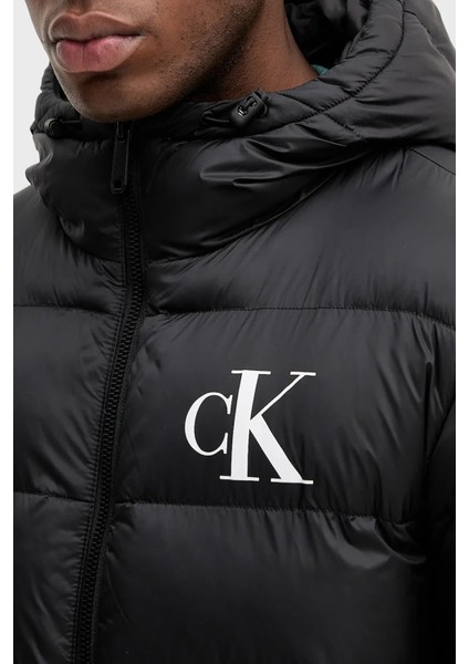 Kapitoneli Regular Fit Kapüşonlu Yaka Şişme Mont LV04RD528GUB1 Erkek Mont LV04RD528G Ub1 fırsatları