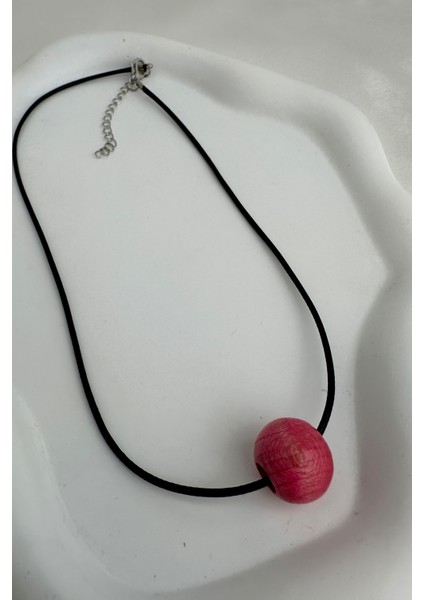 Yuvarlak Ahşap Boncuk Siyah Ip Kolye (40CM) modelleri
