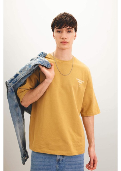 Loose Fit Bisiklet Yaka Sırt Baskılı Kısa Kollu Tişört C0710AX24SP