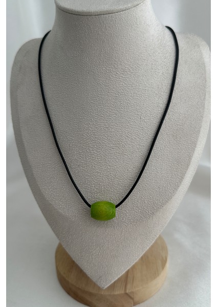 Oval Ahşap Boncuk Renkli Siyah Ip Kolye (40CM)