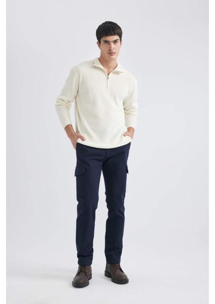 Standart Fit Normal Kesim Bato Yaka Fermuarlı Basic Düz Triko Kazak B9706AX24AU