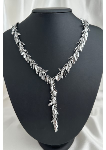 Hareketli Yaprak Detaylı Ayarlanabilir Y Kolye (60CM)