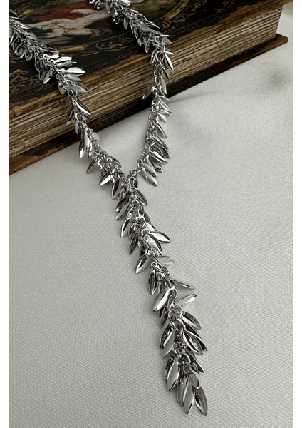 Hareketli Yaprak Detaylı Ayarlanabilir Y Kolye (60CM) modelleri