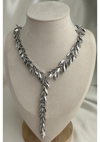 Hareketli Yaprak Detaylı Ayarlanabilir Y Kolye (60CM) fırsatları