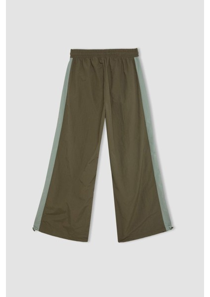 Fit Jogger Eşofman Altı Beli Lastikli Paçası Ayarlanabilir Lastikli Paraşüt Kumaş B4234AX24SP