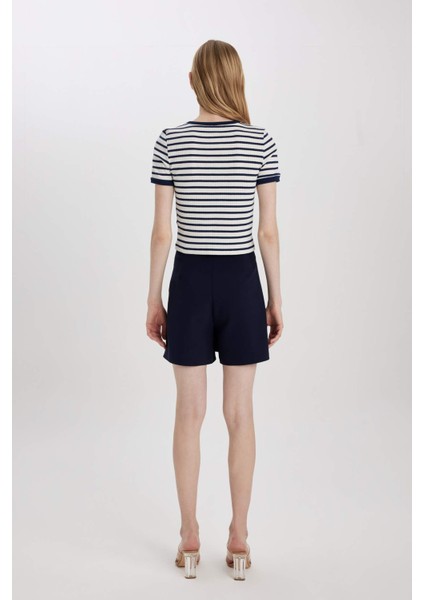 Normal Bel Yırtmaçlı Şort Etek C1860AX24SP